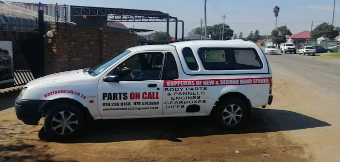 Renault Parts Delivery Van - Nationwide Service